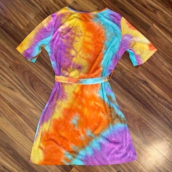 Shein NWOT Rainbow Short Sleeve Tie-Dye Dress w Belt Womens Size S - Picture 6 of 6